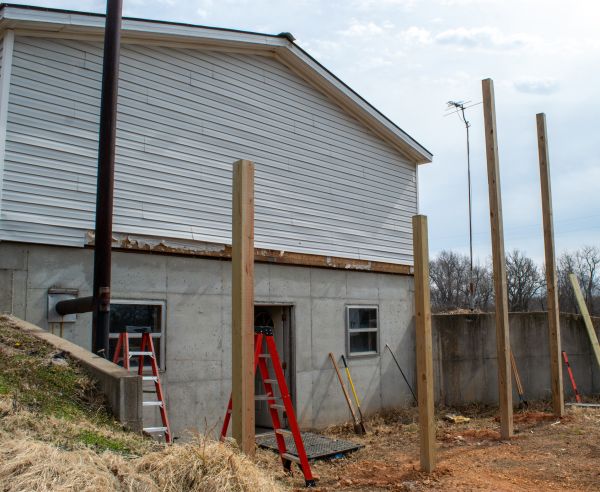 Foundation Raising in Bowling Green